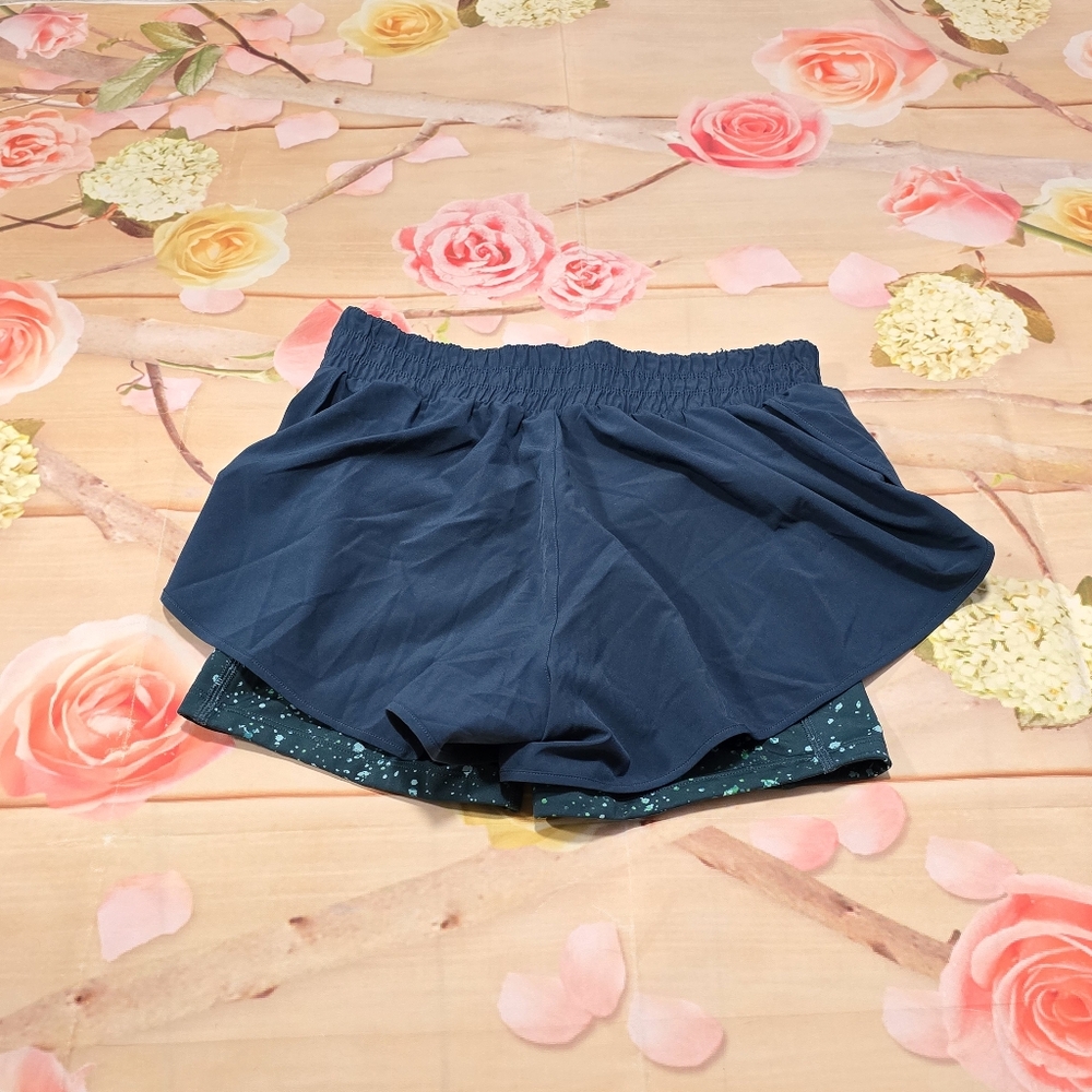 Athleta teal HIIT 2-in-1 short - Picture 3 of 8